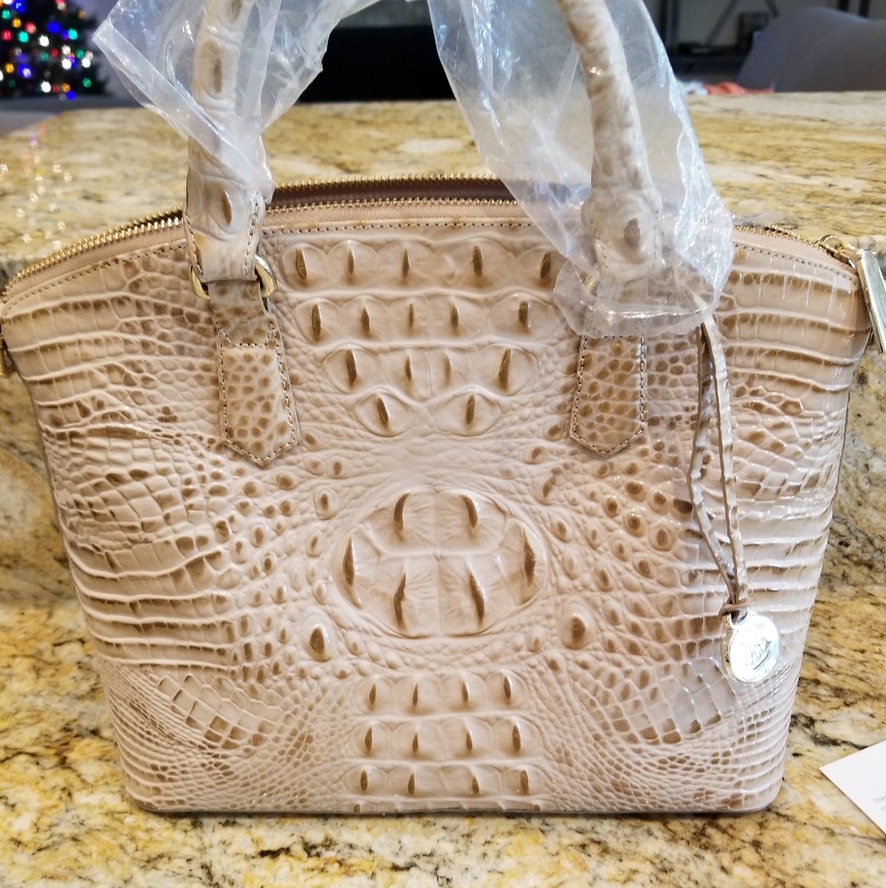 Brahmin Medium Duxbury purse. Brand new!